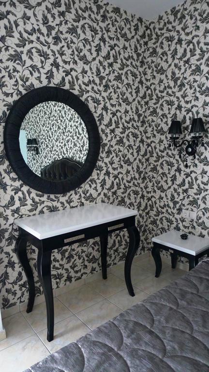 George & Sia'S House Apartment Neos Marmaras Bilik gambar