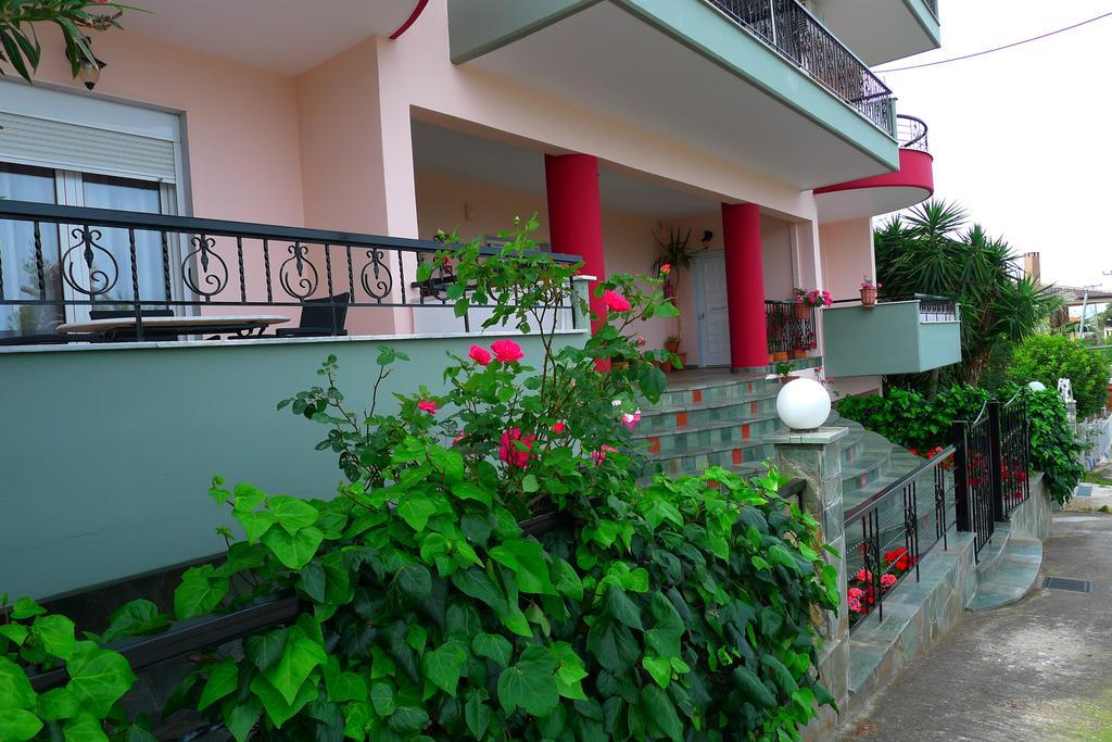 George & Sia'S House Apartment Neos Marmaras Luaran gambar